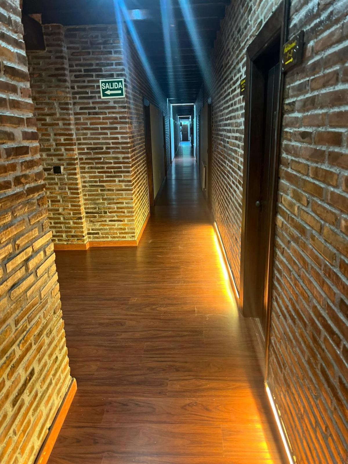 Hotel El Bricial Soto De Cangas Dış mekan fotoğraf