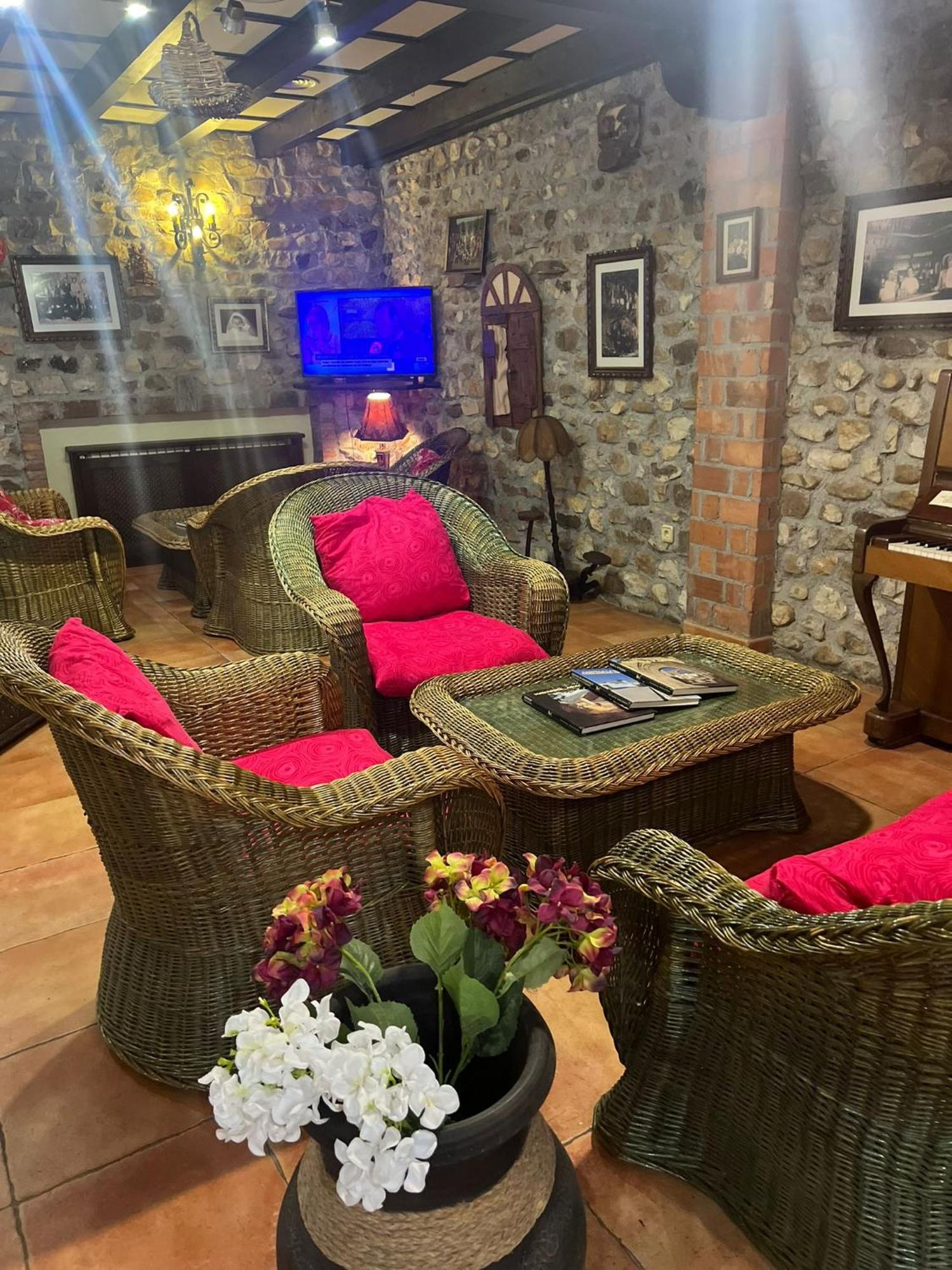 Hotel El Bricial Soto De Cangas Dış mekan fotoğraf