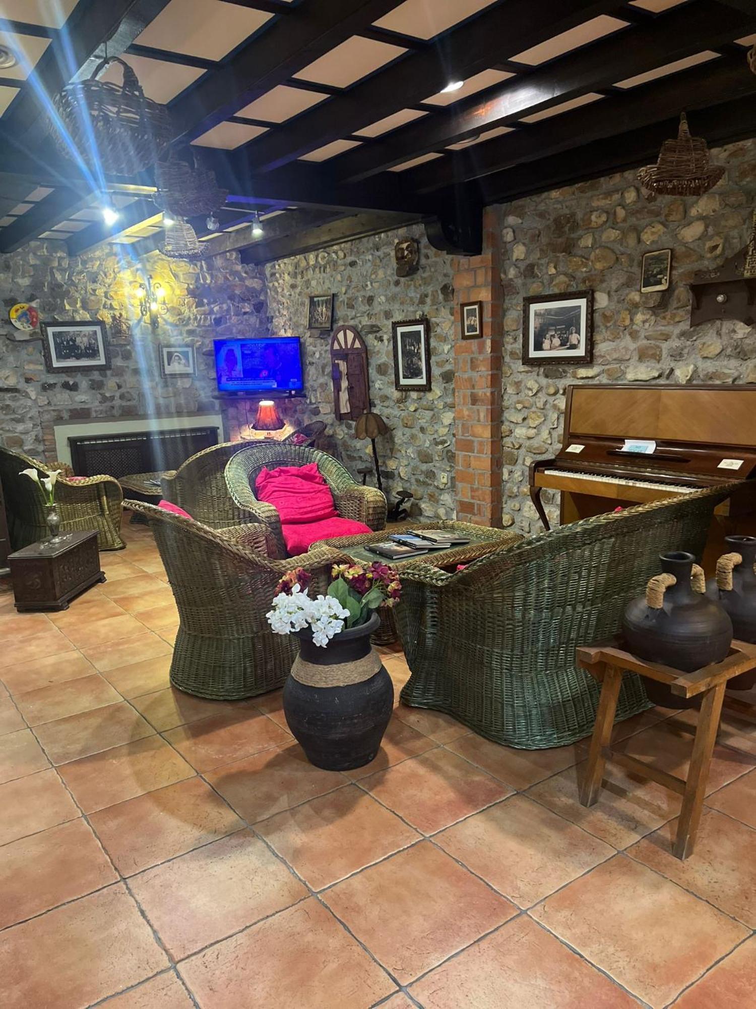 Hotel El Bricial Soto De Cangas Dış mekan fotoğraf