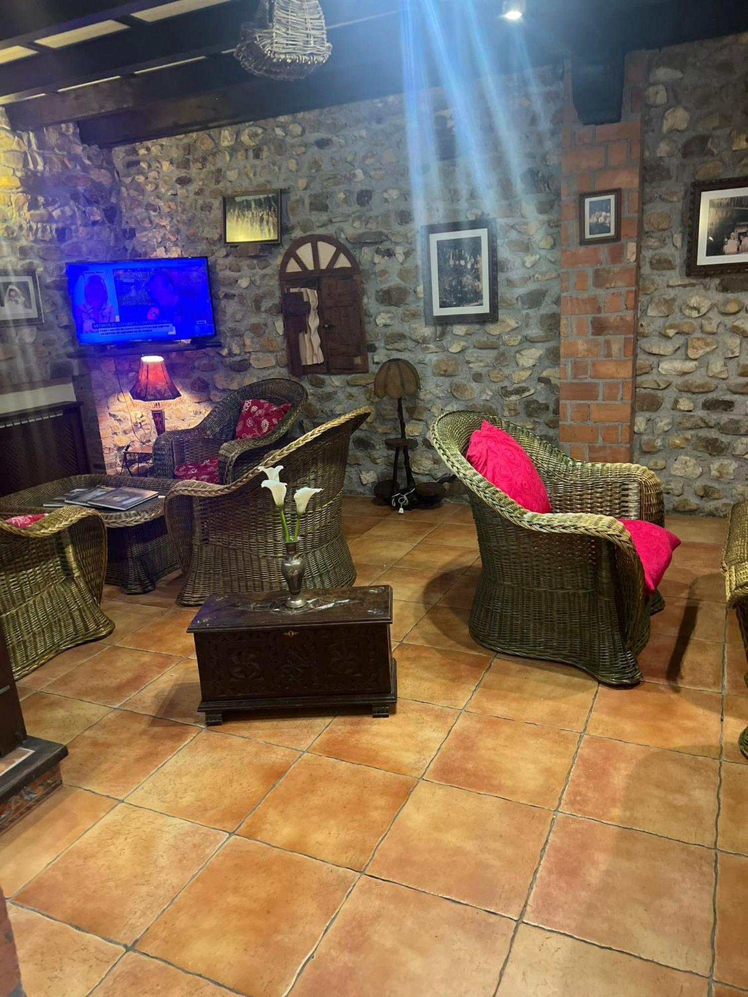 Hotel El Bricial Soto De Cangas Dış mekan fotoğraf